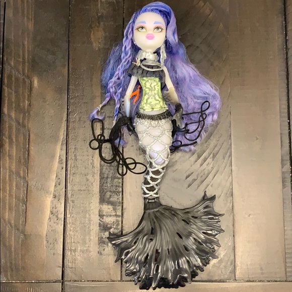 Monster High Doll - Picture 1 of 1